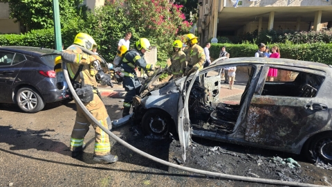 רכב עלה באש, נפתחה חקירה - חדשות בפתח תקווה