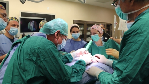 בשל חסימה בדרכי הנשימה הוצא - בריאות בפתח תקווה