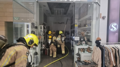 שריפה בקניון הגדול בפתח תקווה - חדשות בפתח תקווה