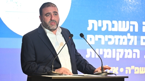 שר הפנים משה ארבל בקריאה - חדשות בפתח תקווה