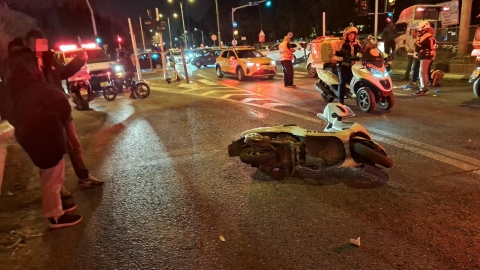 רוכב אופנוע נפצע קשה מפגיעת - חדשות בפתח תקווה