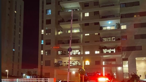 בשל פיצוץ עז בבניין מגורים - חדשות בפתח תקווה