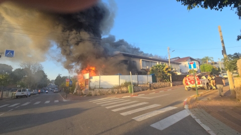 שריפה פרצה במבנה הכולל: גן - חדשות בפתח תקווה