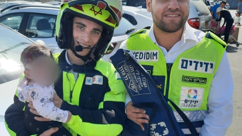 פעוטה בת חודשיים ננעלה ברכב - חדשות בפתח תקווה