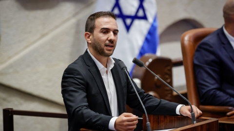 ח
