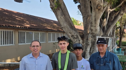 תלמידים במסלול המראה - חינוך בפתח תקווה