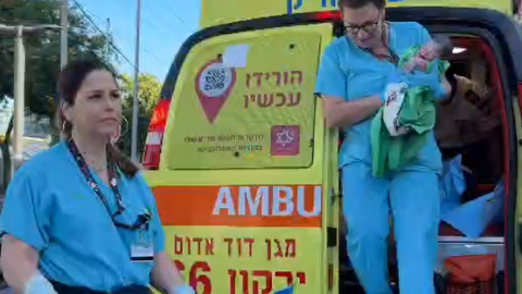 כשדלתות האמבולנס נפתחו, היא הבינה: - בריאות בפתח תקווה